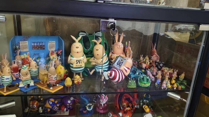 ウサビッチ Komanechi&普京 