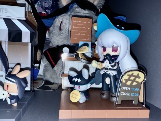 明日方舟 来份甜点Q版系列 斯卡蒂