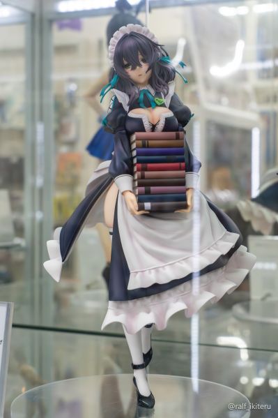 女仆之家系列 害羞女友 地上日影