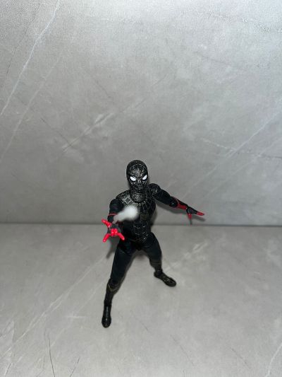 S.H.Figuarts  蜘蛛侠：英雄无归 蜘蛛侠 [黑金战衣]