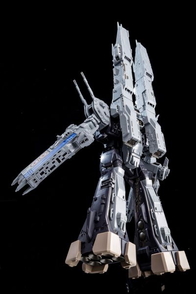 1/3000 完全变形SDF-1 MACROSS