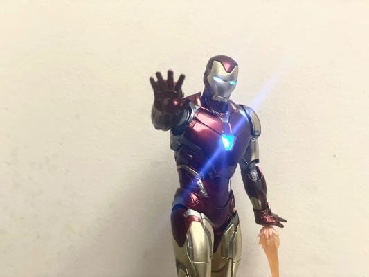 3Z0250 DLX 漫威无限传奇 钢铁侠 85号装甲