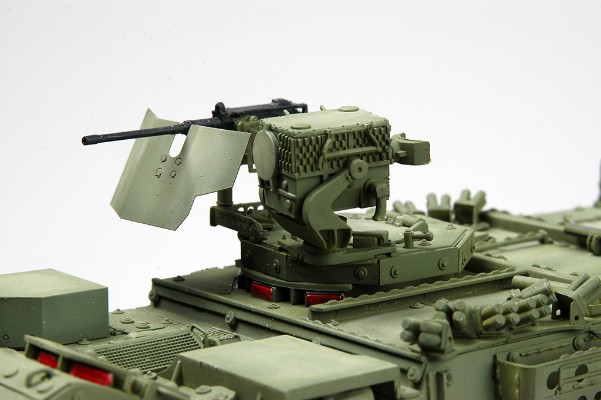 编号：00395 1/35 装甲车辆系列 美军 M1127 “斯崔克”侦察车（RV）