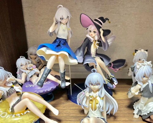 压泡面 魔女之旅 伊蕾娜 喇叭裙