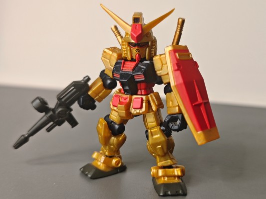 肯德基高达扭蛋三件套