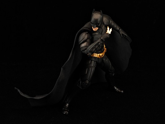 MAFEX  No.053 正义联盟  蝙蝠侠 Ver.3.0 