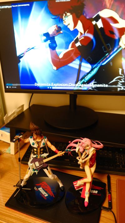 超时空要塞7 Fire Bomber 演唱舞台 套装