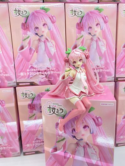 初音未来 压泡面人偶-樱花未来2024 珠光款-