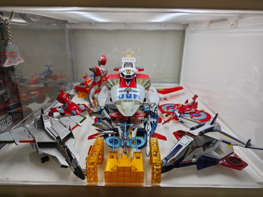 爱迪奥特曼 UGM（特殊政府成员）  多功能喷气战机 空中王牌