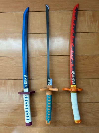 鬼灭之刃 富冈义勇的日轮刀