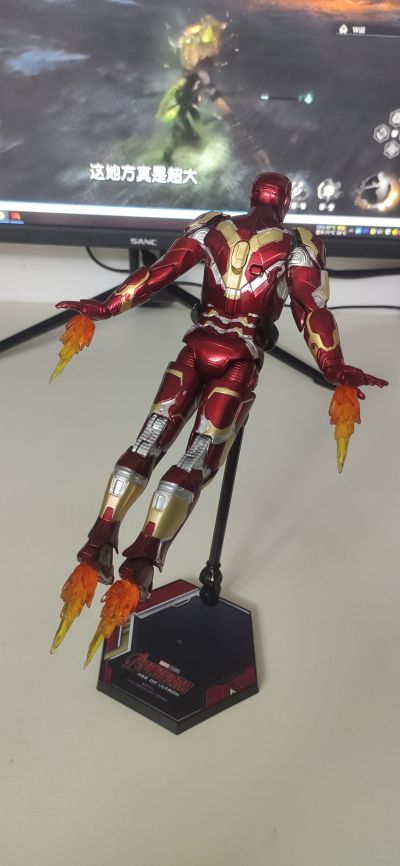 复仇者联盟2：奥创纪元 钢铁侠 43号装甲 发光版