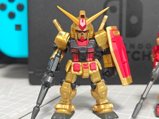 肯德基高达扭蛋三件套