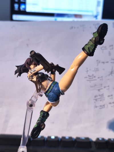 REVOLTECH No.012  黑礁  莱薇