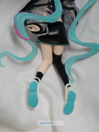 初音未来 压泡面人偶-炫彩科技款-