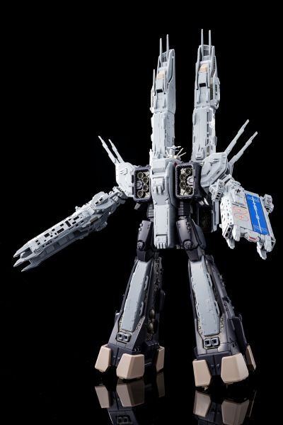 1/3000 完全变形SDF-1 MACROSS
