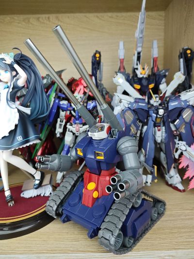 MG 1/100 机动战士高达  RX-75 钢坦克