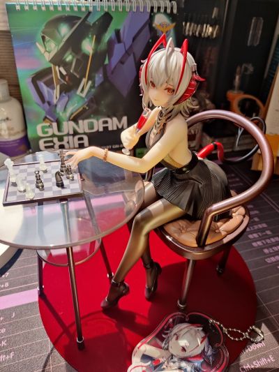 明日方舟 W  盛礼