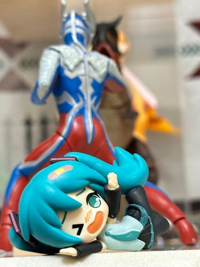 173029 零集易动系列 食肉牛龙 3.0 红色双角 超可动恐龙