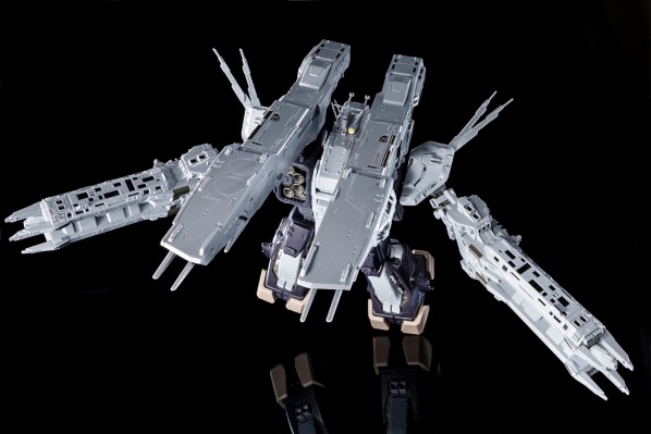 1/3000 完全变形SDF-1 MACROSS