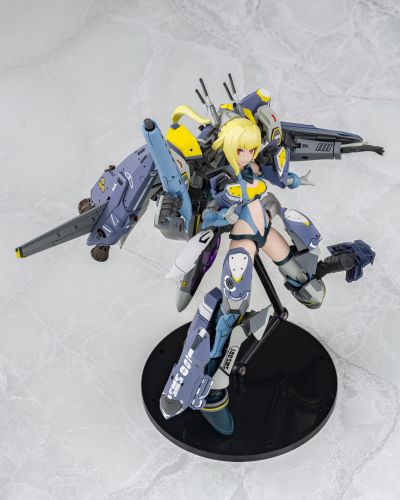 V.F.G. MC-18 超时空要塞F VF-25S 超级弥赛亚