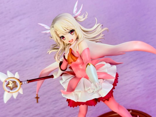 魔法少女伊莉雅 伊莉雅丝菲尔・冯・爱因兹贝伦 动画10周年纪念 伊莉雅变身