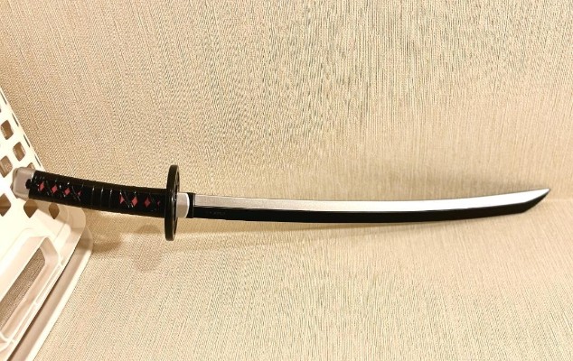 鬼灭之刃 灶门炭治郎的日轮刀