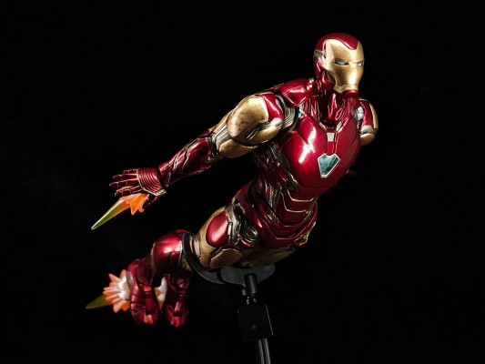 S.H.Figuarts 复仇者联盟4：终局之战 钢铁侠 MK85 最终决战版