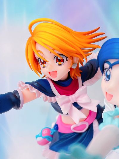 Lucrea 光之美少女 黑天使 与 白天使