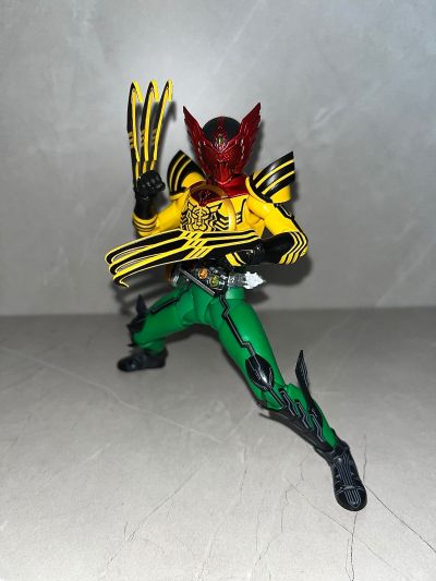 S.H.Figuarts(真骨雕制法) 假面骑士卌骑与欧兹 电影大战 超级激战 假面骑士欧兹 超级鹰虎蝗联组