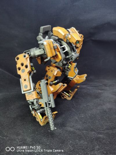 六角机牙 豪腕α Lux Ape