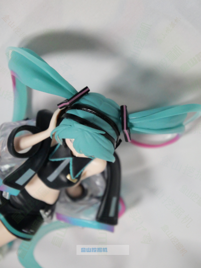 初音未来 压泡面人偶-炫彩科技款-