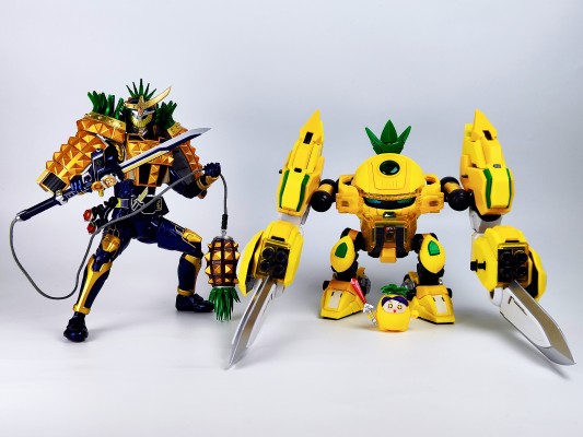 S.H.Figuarts（真骨雕制法）假面骑士铠武系列武装变换配件包（菠萝武装与草莓武装）