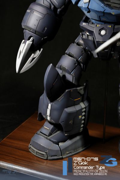 MG 1/100 夏亚专用魔蟹