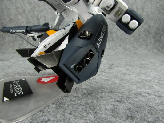 超时空要塞 F 1/72 VF-1S/A Strike/Super Gerwalk Valkyrie