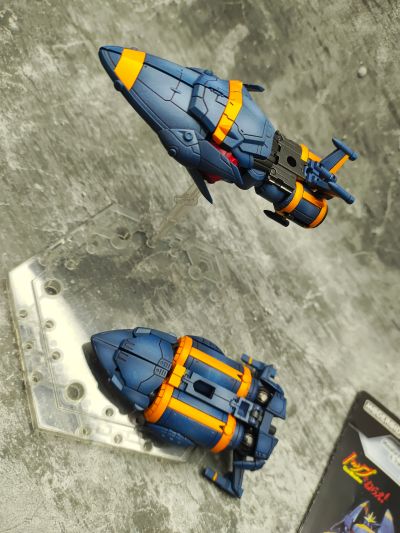 MODEROID 迷你合体变形 飞跃巅峰！ 钢巴斯塔