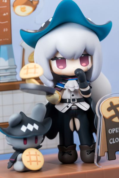 明日方舟 来份甜点Q版系列 幽灵鲨