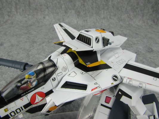 超时空要塞 F 1/72 VF-1S/A Strike/Super Gerwalk Valkyrie