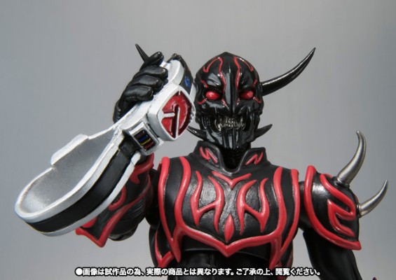 S.H.Figuarts 负塔罗斯异魔神