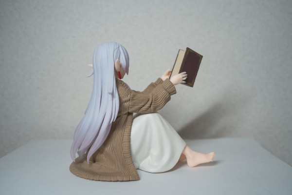 Desktop Cute 葬送的芙莉莲 芙莉莲~居家服~