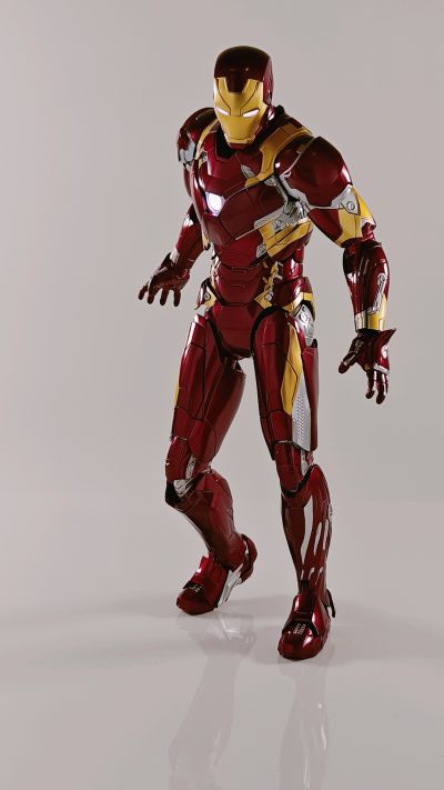 3Z0256 DLX系列 美国队长3：内战 钢铁侠 46号装甲