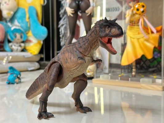 173029 零集易动系列 食肉牛龙 3.0 红色双角 超可动恐龙