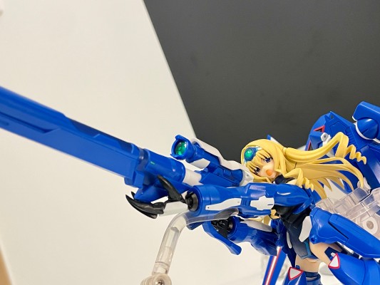 机娘计划  IS〈无限斯特拉托斯〉蓝色之泪 与 塞西莉娅・奥尔卡特