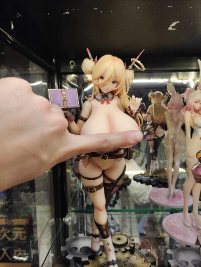 冒险少女协会 自动人偶 巴米露