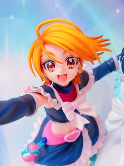 Lucrea 光之美少女 黑天使 与 白天使