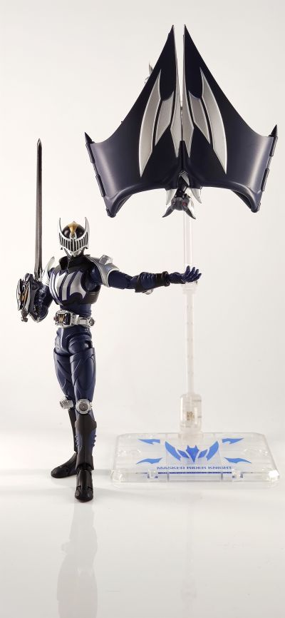S.H.Figuarts 假面骑士龙骑 假面骑士夜骑 与 黑暗之翼 套装