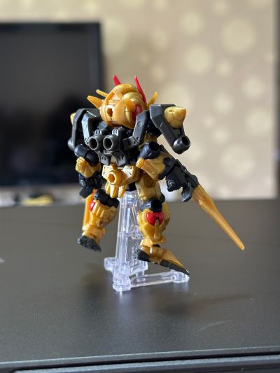 肯德基高达扭蛋三件套