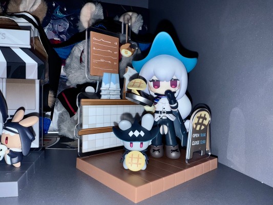 明日方舟 来份甜点Q版系列 幽灵鲨