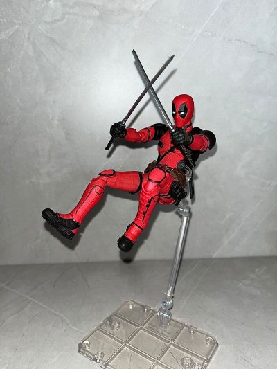 S.H.Figuarts 死侍（死侍与金刚狼）