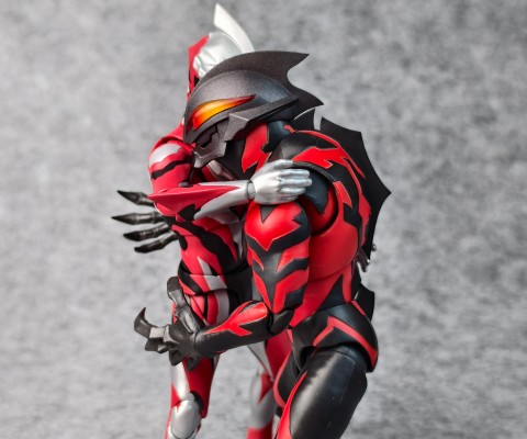 S.H.Figuarts 贝利亚奥特曼（黑暗邪雄版）