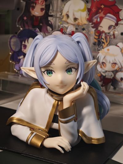 托腮胸像 葬送的芙莉莲 芙莉莲